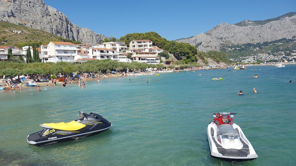 Filip Apartment Omiš Esterno foto
