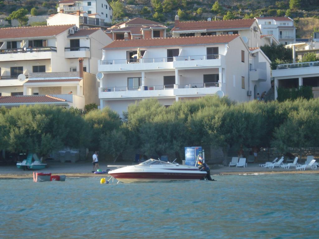 Filip Apartment Omiš Esterno foto